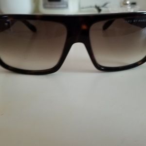 Marc Jacobs Accessories - Marc Jacobs Sun Glasses Marc Jacobs Accessories - Marc Jacobs Sun Glasses